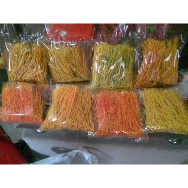 

Mie Lidi 250 gr Aneka Rasa