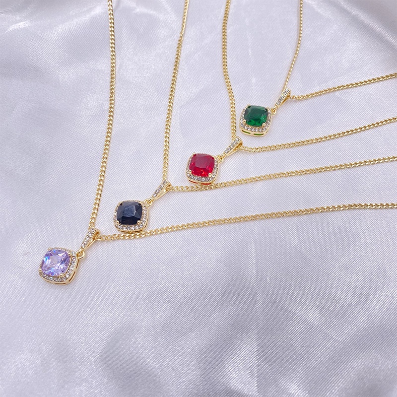 Kalung Rantai Lapis Emas 18K Dengan Liontin Kubik Zirkonia Hypoallergenic Untuk Wanita