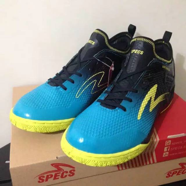 Sepatu Futsal Specs size 42 Metasala Musketeer  400735 Ori