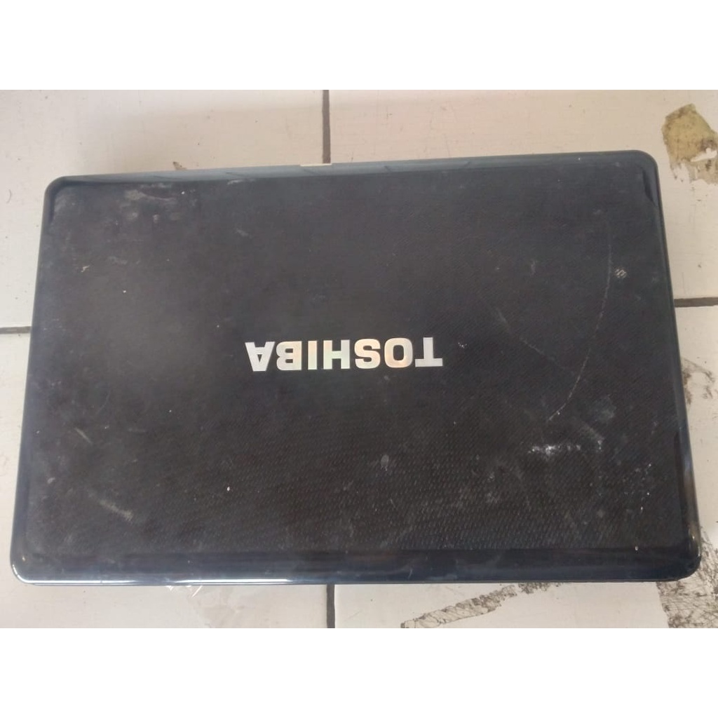 jual pretelan part casing mobo toshiba a665-s6065 s Core i7 1st Gen 720QM atellite 16 inch