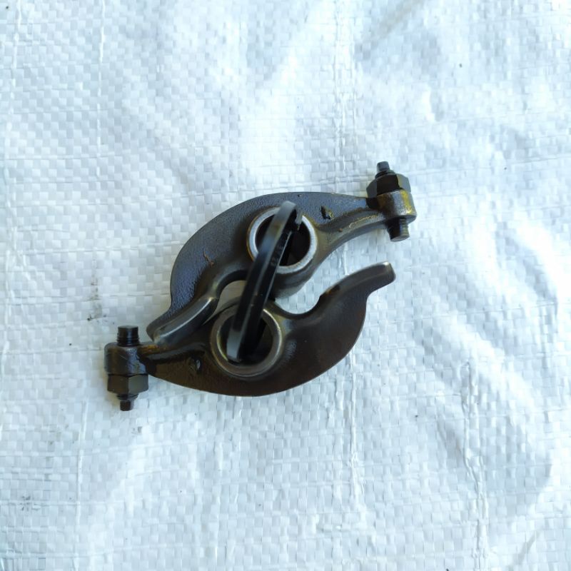 Templar Rocker Arm Tiger Revo Tiger 2000 Megapro original