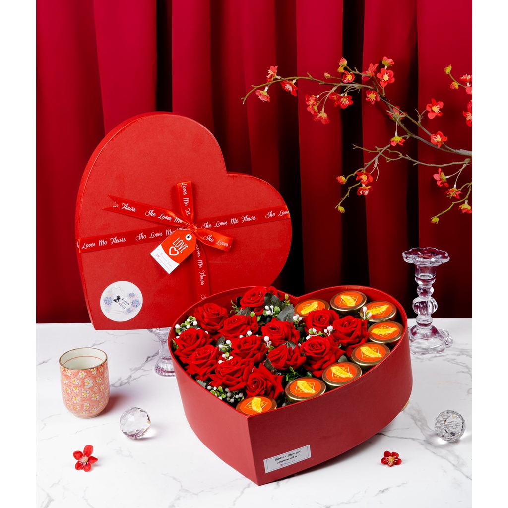 

Romantic Hamper Winfar Birdnest