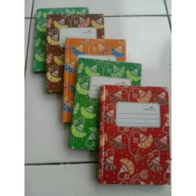 

Buku Hard Cover Quarto 100 lembar