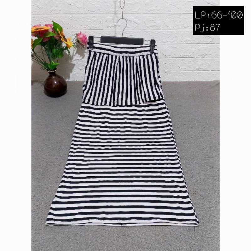 Rok Wanita Mini Midi Maxi Flare Skirt Preloved / Thrift Vol. 701-37