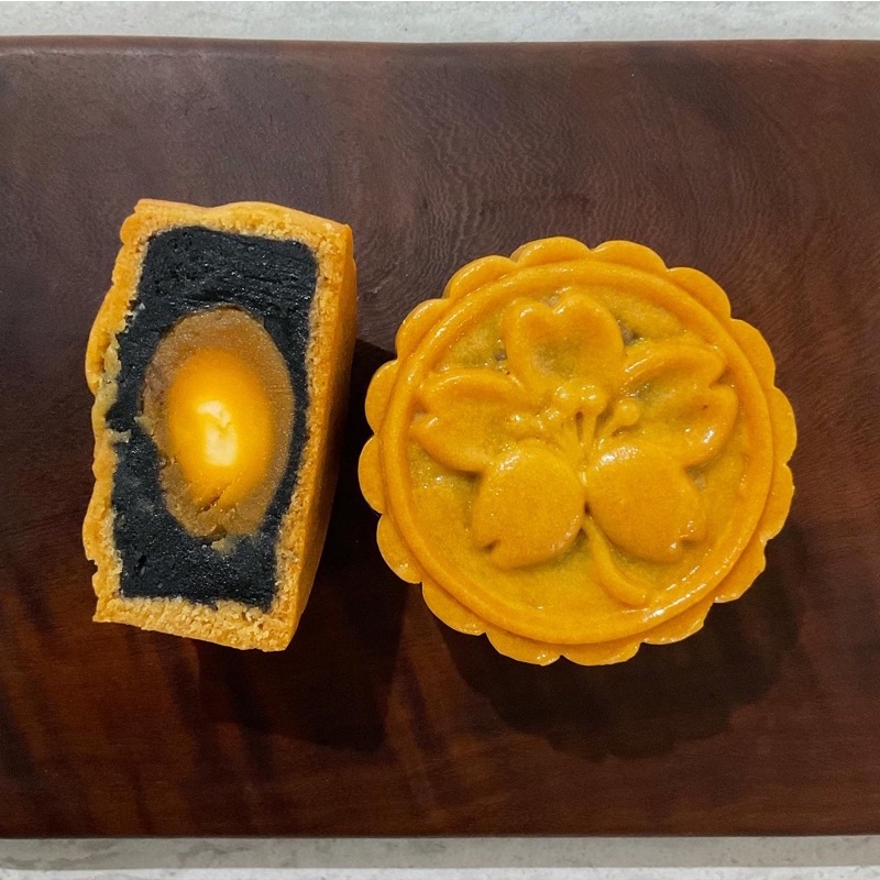 

mooncake kue bulan demillie