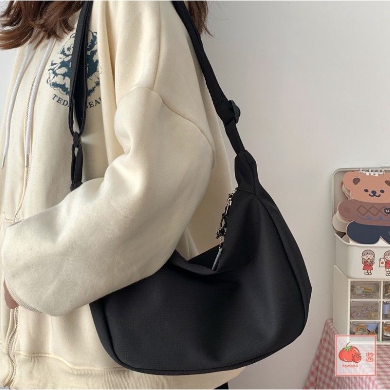 CRUSH Tas Selempang  Tas Bahu Polos Sling bag Shoulderbag Wanita Remaja OOTD Sekolah kuliah Fashion Cute Korean Canvas Lucu Wanita Style Chikoisme