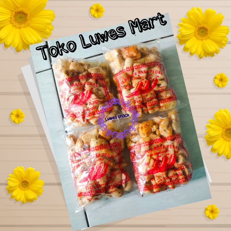 

krupuk pedas tiga lombok isi 20pcs-krupuk jadul-jajanan jadul-krupuk pedas-makanan ringan-snak pedas