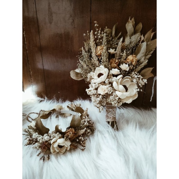 rustic hand buket + flower crown