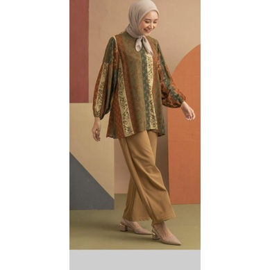 camelia blouse by Heaven Lights