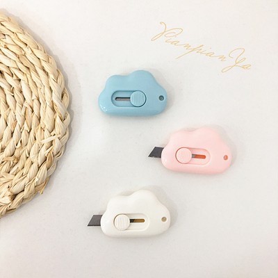 

[SCRIBBLE_ID] Mini Cutter Bentuk Awan Pisau Kecil for School and Art Safety Lucu Jurnal Anak T0007