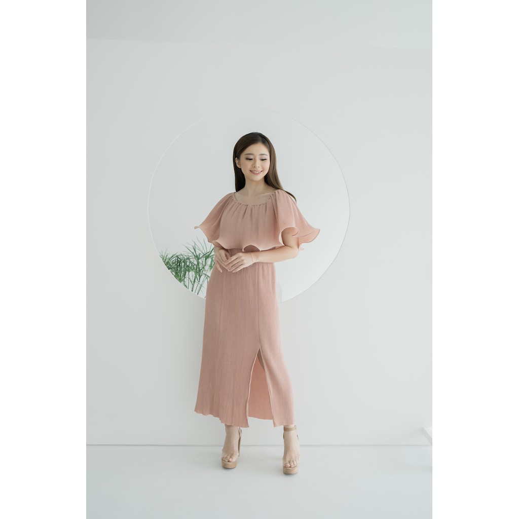 Sab Dress in Nude BATCH 1 (PO 15 HARI, Dikirim tanggal 2 February 2021)