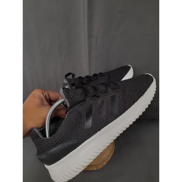 Adidas Cloudfoam Ultimate