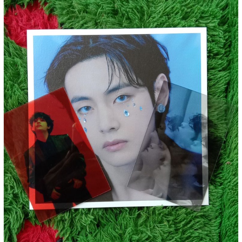 Member set MCB taehyung j hope with poster