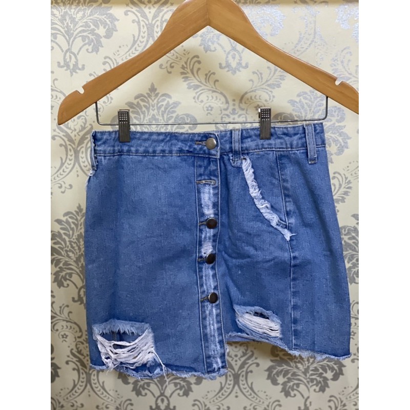 ripped denim skirt by F21