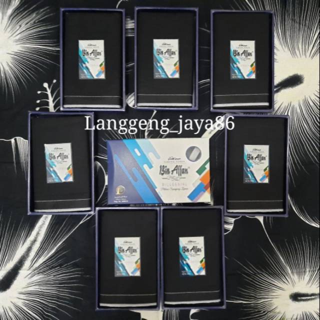 SARUNG BIN AFFAN MOTIF POLOS HITAM TUMPAL. SARUNG TENUN MILLENIAL. BY BIN AFFAN. [GROSIR/ECER MURAH]