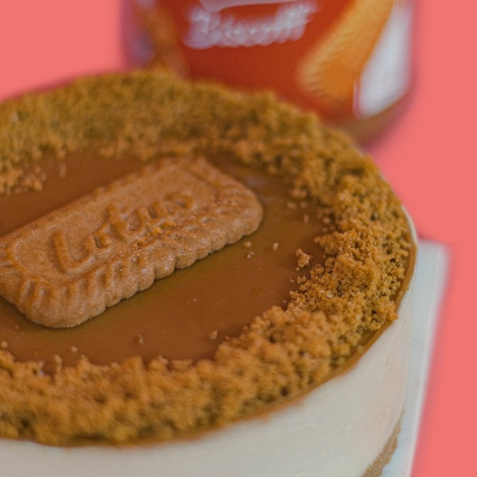 

Cheesecake Biscoff Lotus Winter Bear