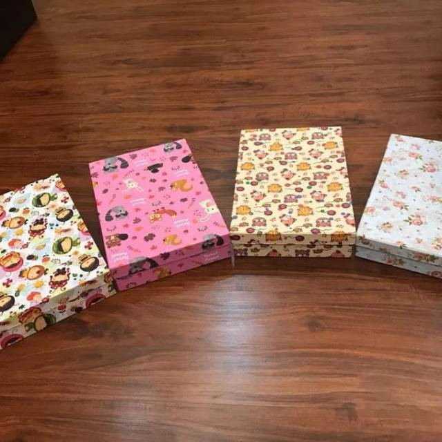 

Kotak Kado Gift Box uk 30.20.6 Kotak Hadiah Souvenir Hampers Bungkus Kado