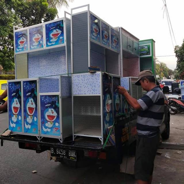 RAK PIRING PINTU 3 KARAKTER