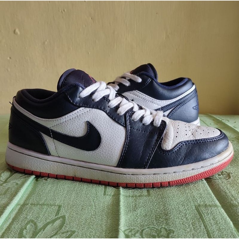 NIKE AIR JORDAN RETRO 1 LOW OBSIDIAN BLUE