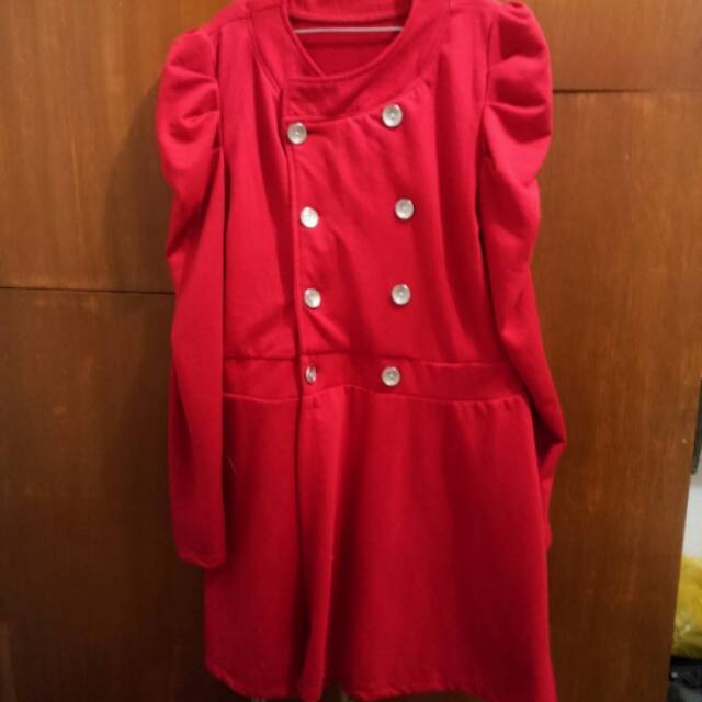 coat merah