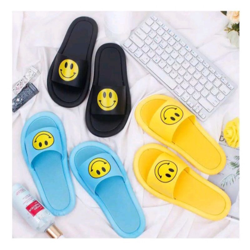 SANDAL SLOP WANITA MOTIF SMILE TERBARU