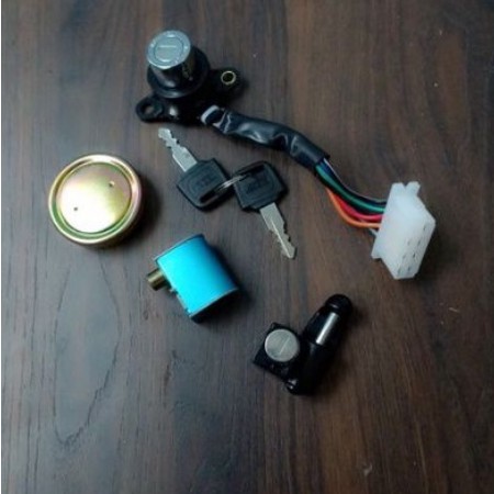 KUNCI KONTAK SET PLUS TUTUP TANGKI KOMPLIT HONDA C70 C 70 NON ORI