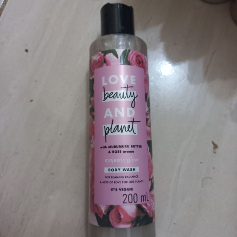 love beauty and planet bodywash majestic glow 200ml