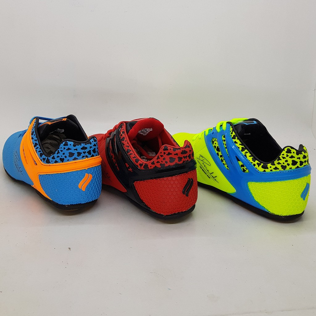 Sepatu futsal Ronaldo by Finotti (ada 3 warna)