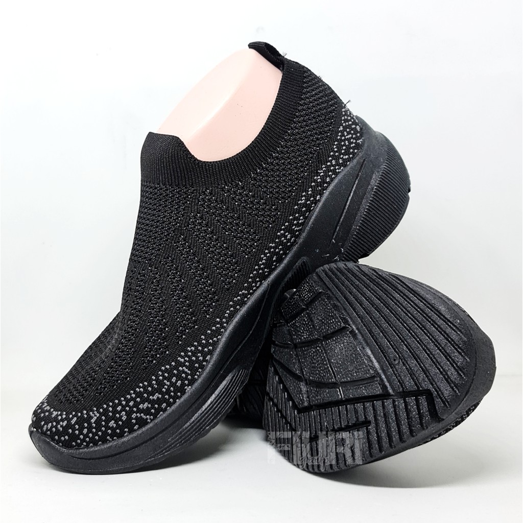 FIURI - Ando Original - NAOMI 37-40 FULL HITAM - Sepatu Kets Wanita - Sepatu Sneakers Wanita - Sepatu Olahraga Sport Wanita - Sepatu Casual - Sepatu Jogging Lari Fitness Gym Senam Wanita - Sepatu Sekolah Bertali SD SMP SMA-5