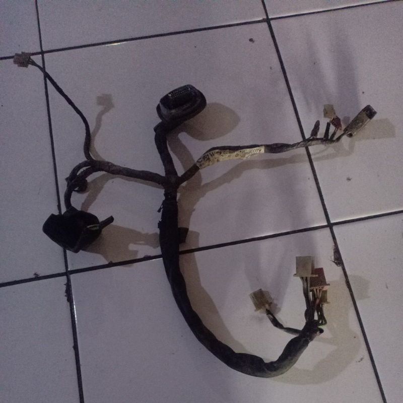 kabel body depan honda cs1