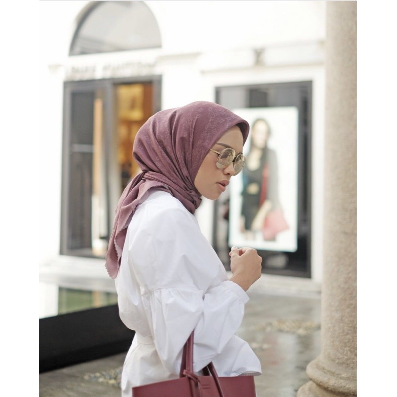 Warehouse Sale Buttonscarves Monogram Scramble Mauve