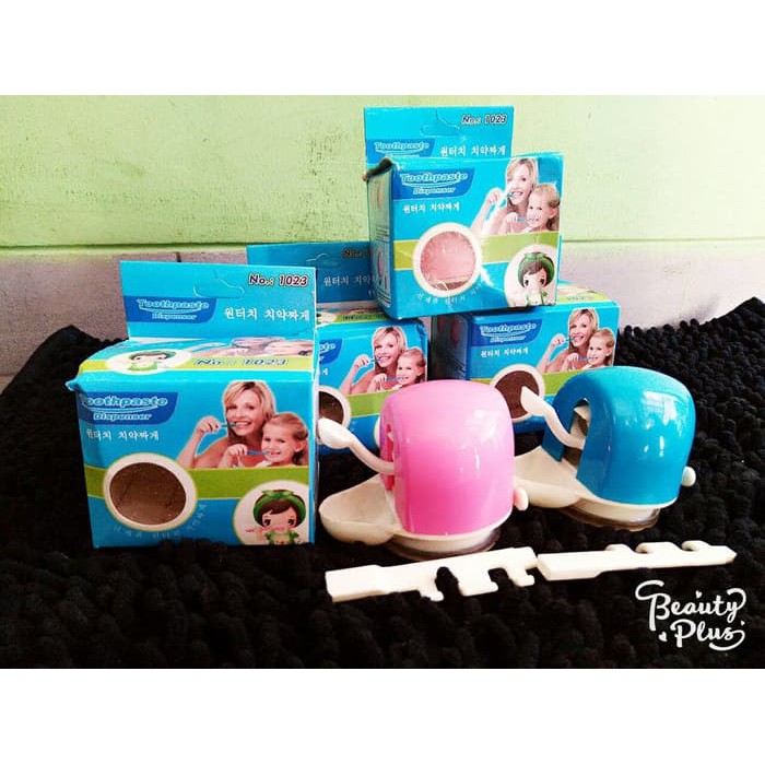 

dispenser odol mini (tempel vacuum karet) (bukan double tape)