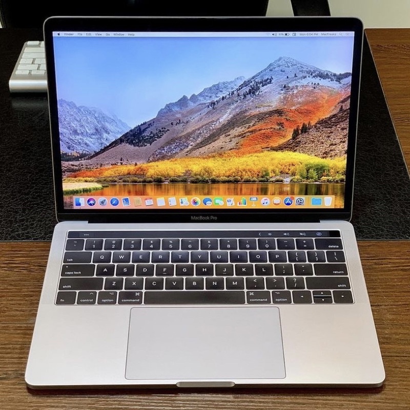 Macbook Pro Retina 13 inch 2016 / 2017 Touchbar Ram 8Gb Ssd 256Gb