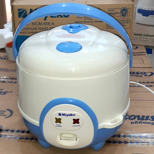 Rice cooker kecil ,penanak nasi mini Miyako 0,63L 3in1