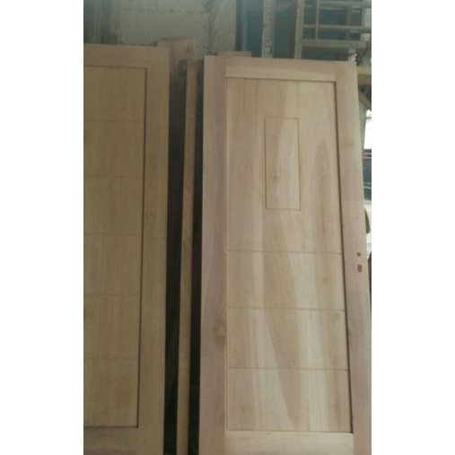 daun pintu kayu mahoni
