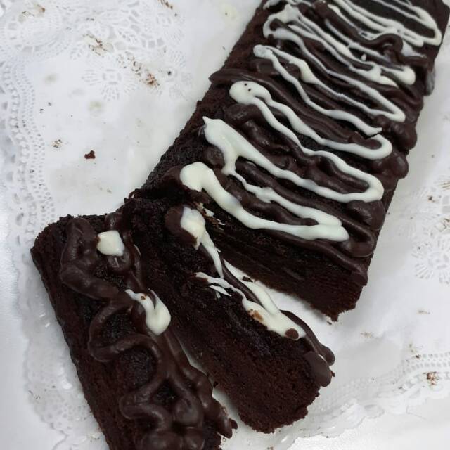 

Brownies Kukus White&Dark Chocolate