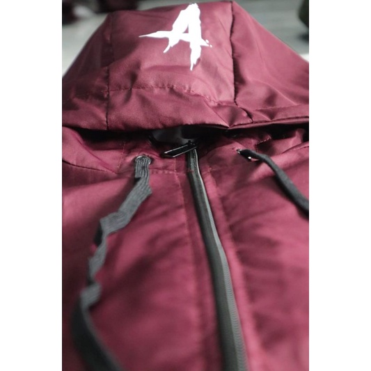 JAKET  PARASUT OLAH RAGA WANITA DAN LAKI LAKI JAKET JOGGING DAN RUNNING