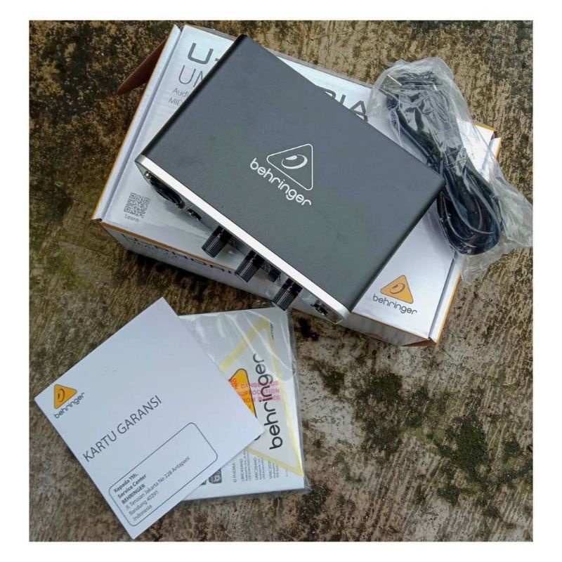 behringer umc22