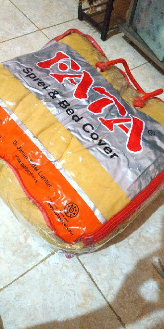 Fata Signature_bedcover Fata Signature Polos Embos Atau Timbul Uk.120x200/100x200