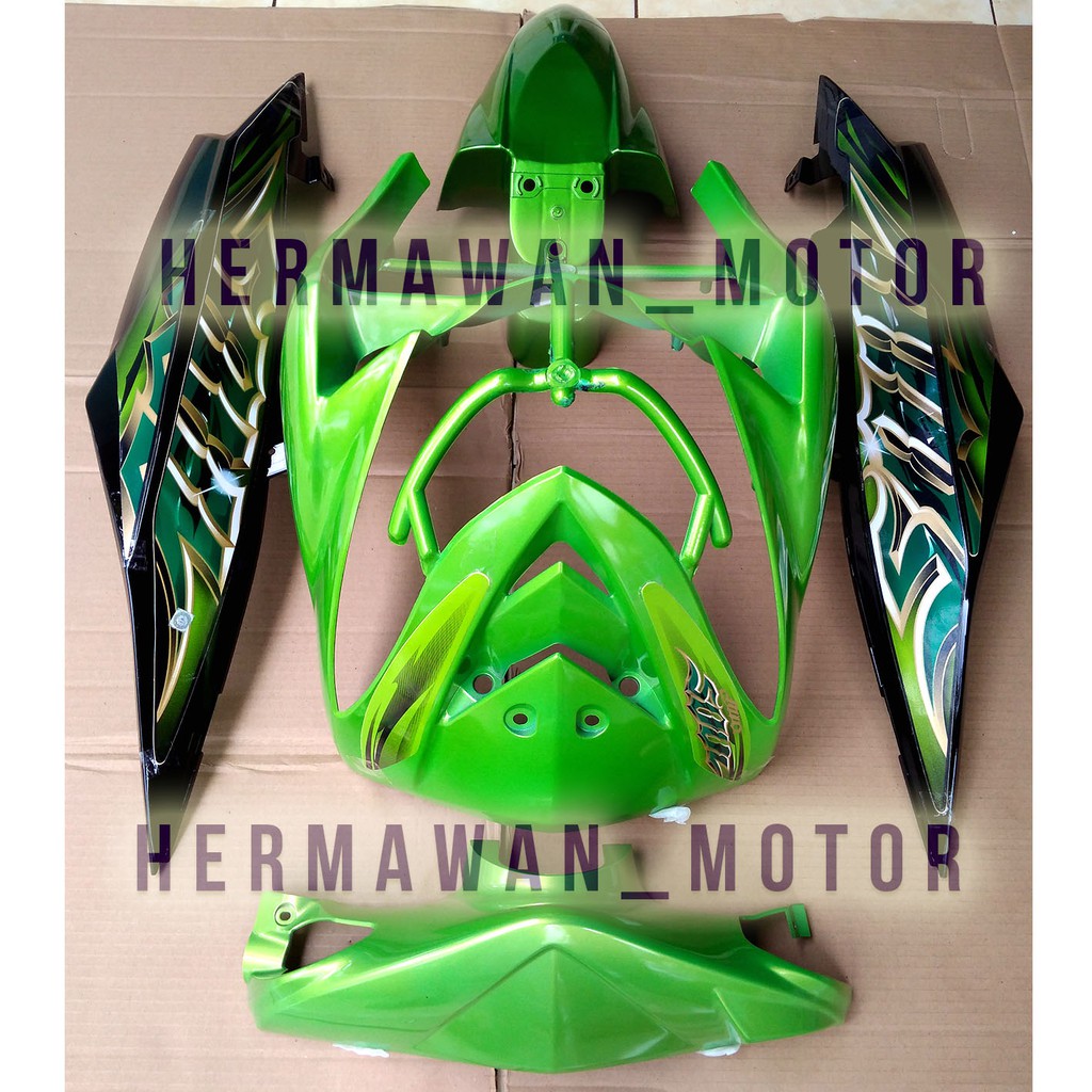 Body Yamaha Mio Soul Karbu Warna Hijau Dan Stripping Shopee