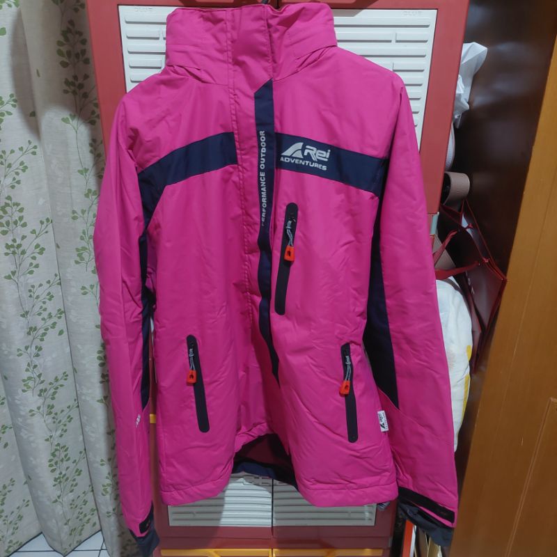 PRELOVED JAKET GUNUNG OUTDOOR REI SECOND