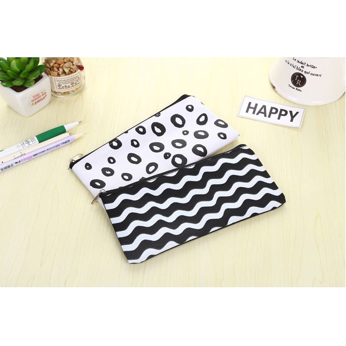 

(PROMO) Tempat Pensil Black n White