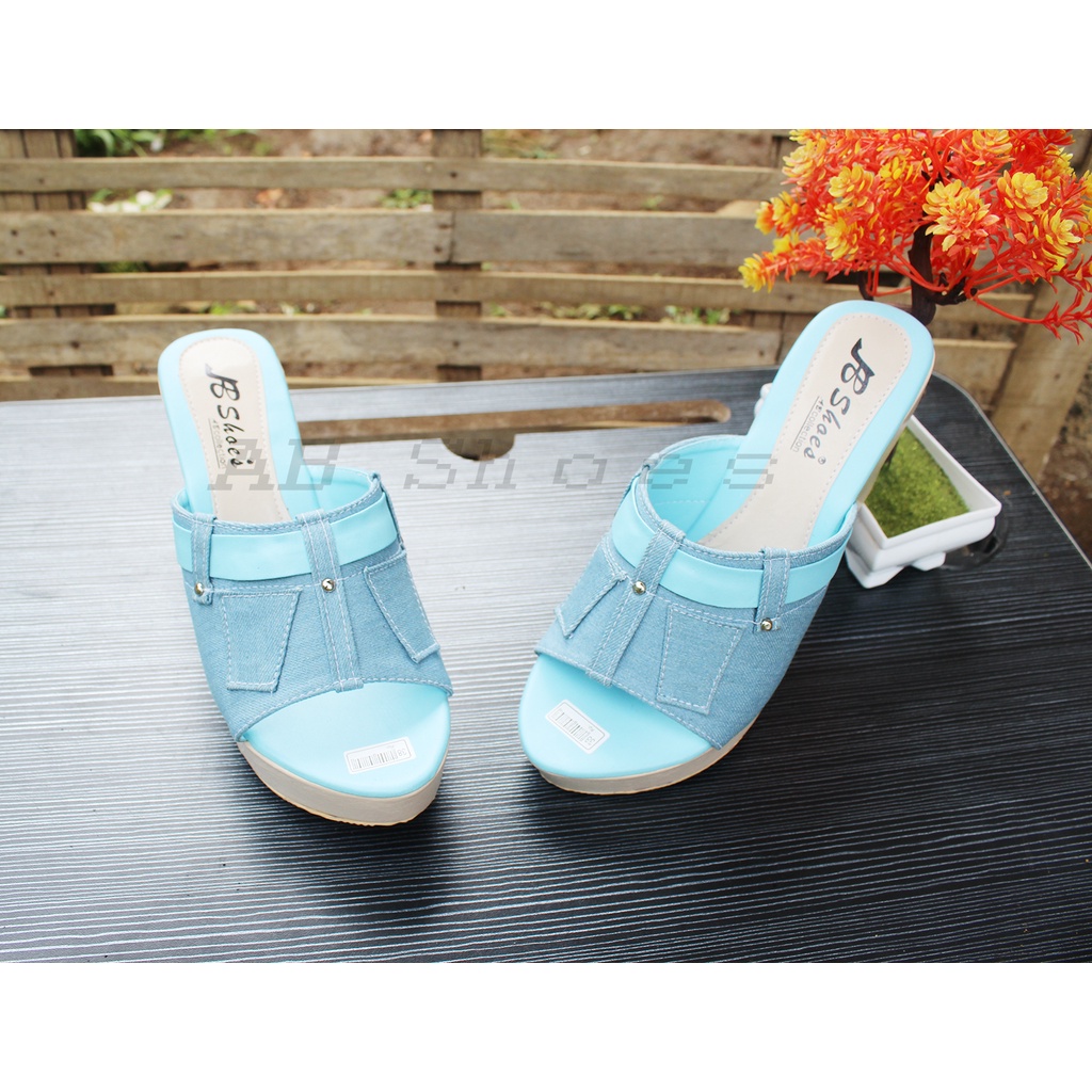 Sandal Wedges Wanita Slop / Selop Sendal Casual Murah  DE 09