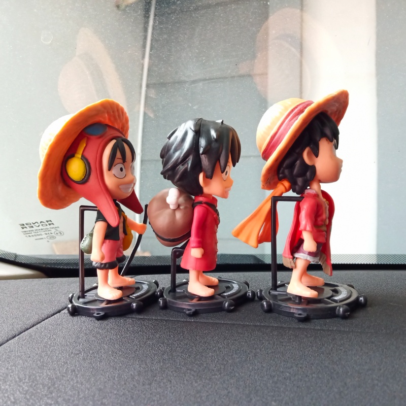 Pajangan Dashboard Mobil Figure One Piece LUFY 3 in 1 set