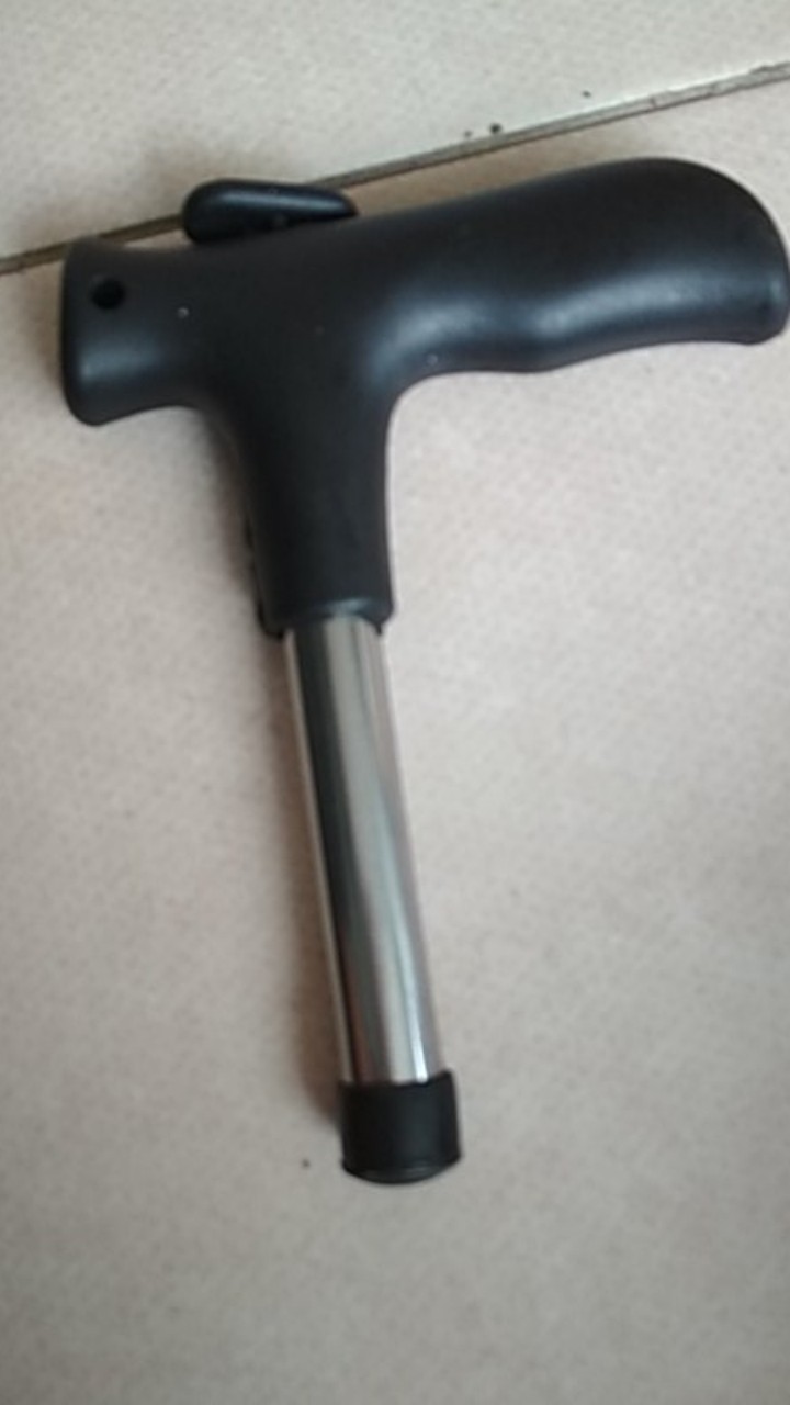 Alat Pembolong - Pelubang Kelapa - Pembuka Batok Buah Kelapa