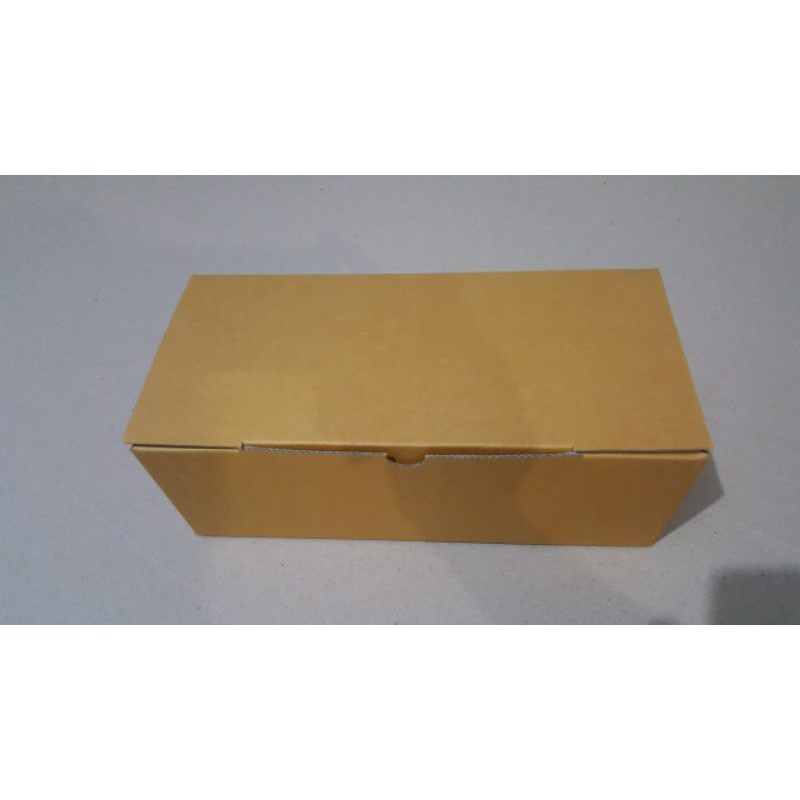 

Box / kardus sepatu model A3 uk. 28*13*10