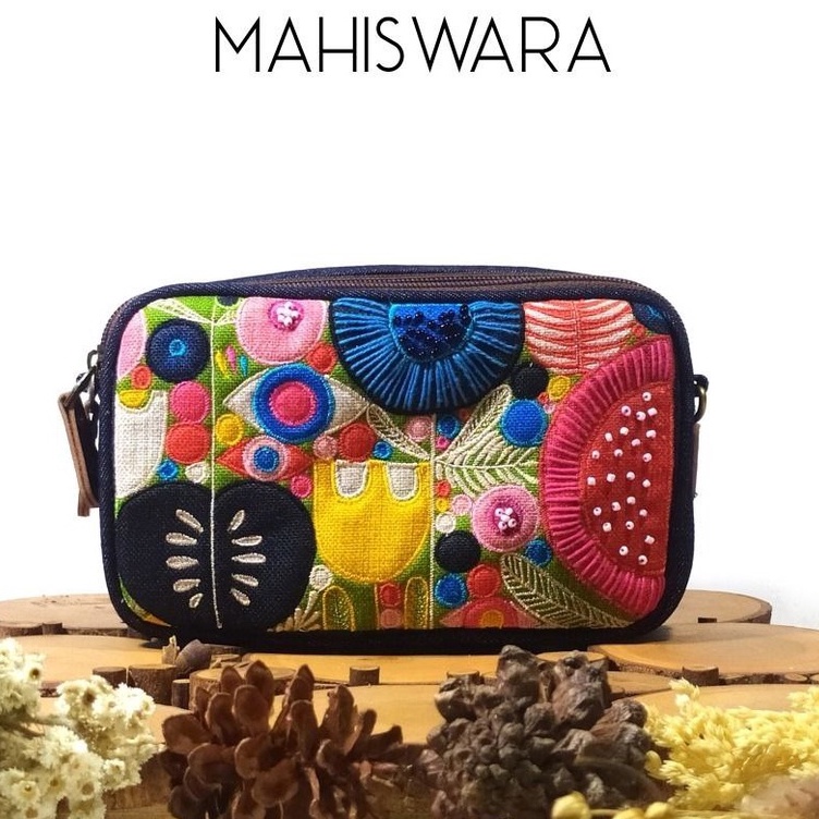 Dompet Mini Mudagaya Puspita MAHISWARA Wanita Etnik Terbaru dengan tali Selempang & jinjing Original