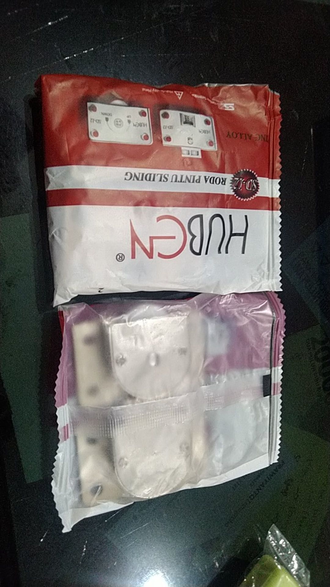 Roda Pintu Lemari Geser Sliding Door Sd-12 Besi Nilon Huben