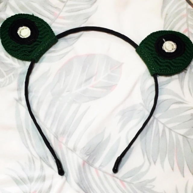 Mcs C12-13 Bando telinga hewan