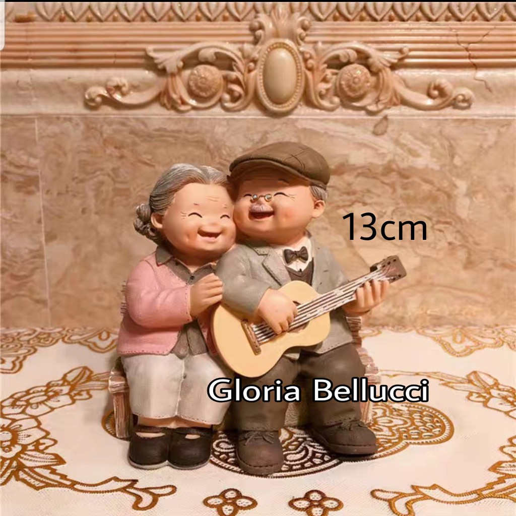 patung pajangan kakek nenek gitar oldman hadiah akong kado anniversary dekor